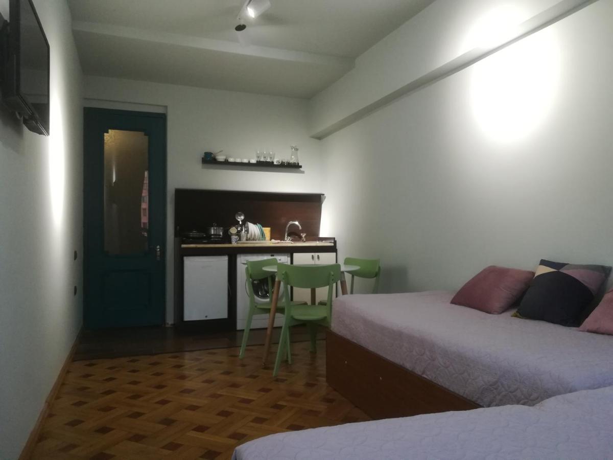 Davka Apartments Batumi Exteriör bild