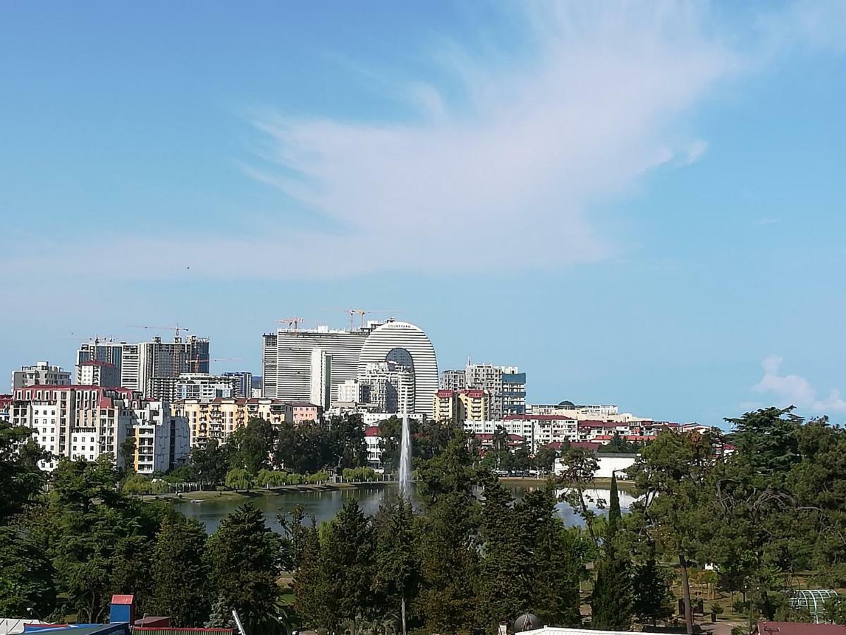 Davka Apartments Batumi Exteriör bild